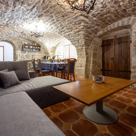 Apartment Neven *