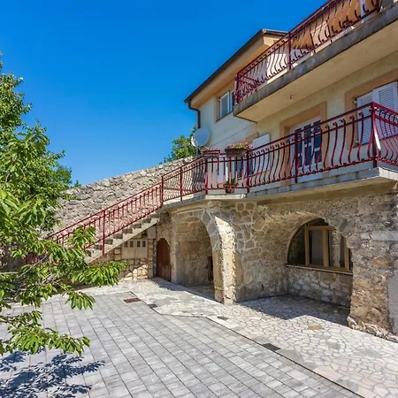 Apartment Neven *