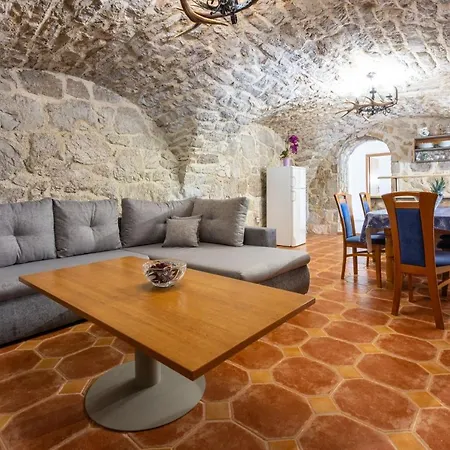 Apartment Neven