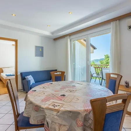 Apartment Neven *