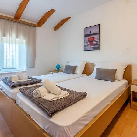 Neven Apartman
