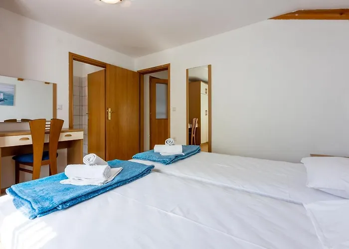 Neven Apartamento *